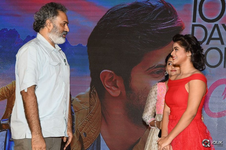 100-Days-of-Love-Movie-Audio-Launch